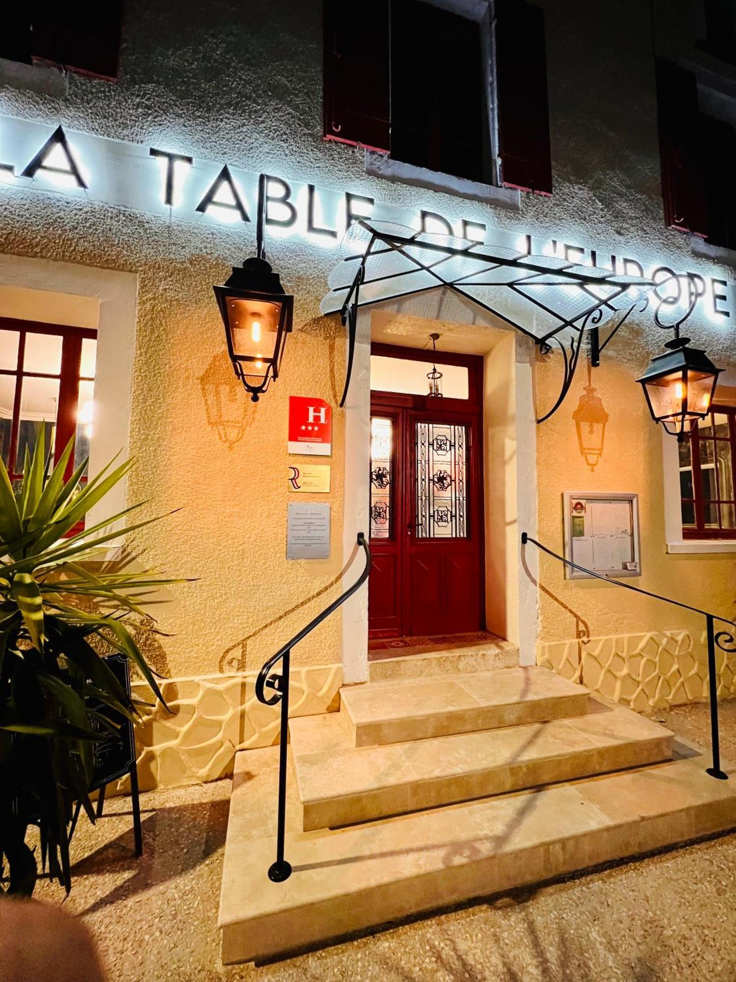 Hotel & Gastronomie - La Table De L'Europe Villereal Экстерьер фото